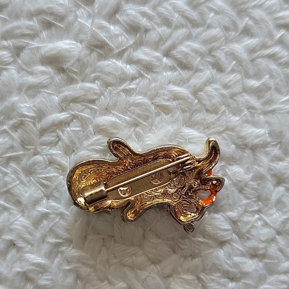 Pin - Picture 2 of 4